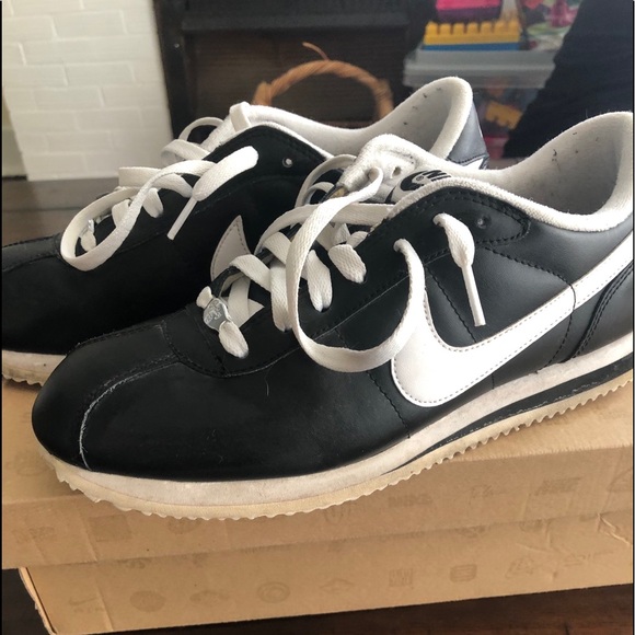 nike cortez 9.5
